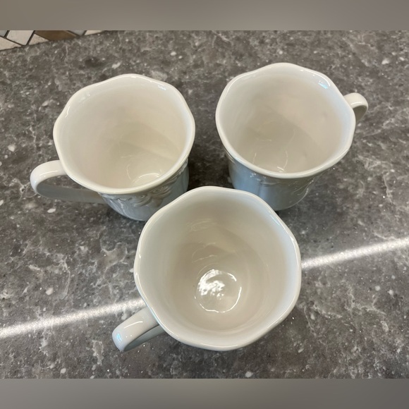 Lenox Butler’s Pantry mug set - Picture 5 of 9